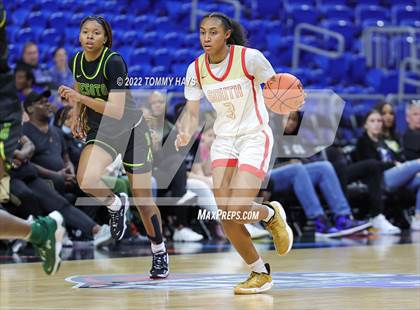 Thumbnail 1 in DeSoto vs. South Grand Prairie (UIL 6A State Final) photogallery.