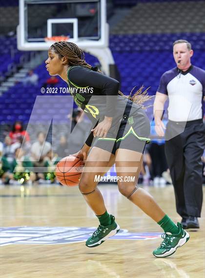 Thumbnail 2 in DeSoto vs. South Grand Prairie (UIL 6A State Final) photogallery.