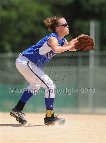 Thumbnail 2 in Midway vs Swain (NCHSAA 1A Consolation Championship) photogallery.
