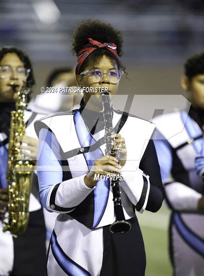 Thumbnail 1 in Clark @ Harlan (UIL 6A Football Bi-District Playoff) photogallery.