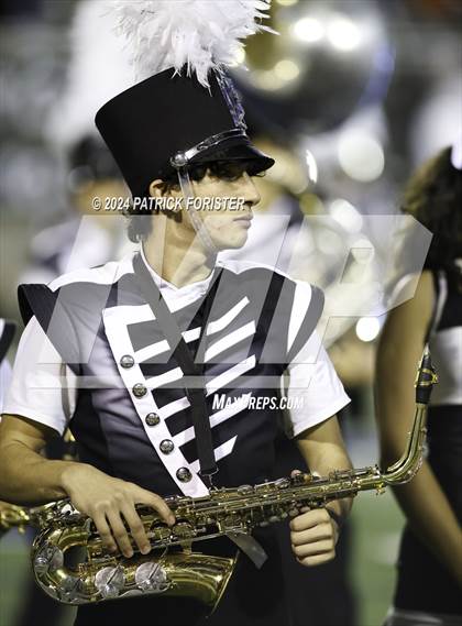 Thumbnail 2 in Clark @ Harlan (UIL 6A Football Bi-District Playoff) photogallery.