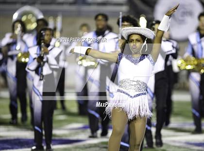 Thumbnail 1 in Clark @ Harlan (UIL 6A Football Bi-District Playoff) photogallery.