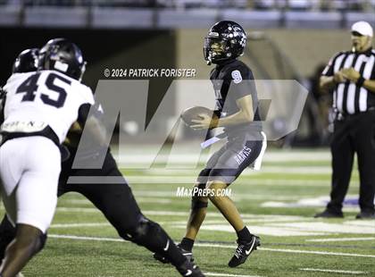 Thumbnail 2 in Clark @ Harlan (UIL 6A Football Bi-District Playoff) photogallery.
