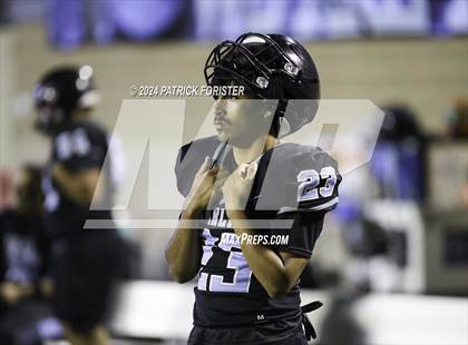 Thumbnail 1 in Clark @ Harlan (UIL 6A Football Bi-District Playoff) photogallery.