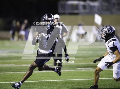 Thumbnail 1 in Clark @ Harlan (UIL 6A Football Bi-District Playoff) photogallery.