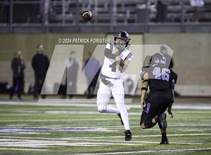 Thumbnail 1 in Clark @ Harlan (UIL 6A Football Bi-District Playoff) photogallery.