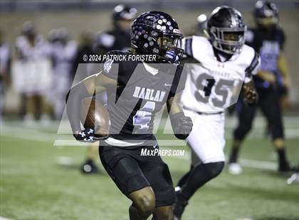 Thumbnail 1 in Clark @ Harlan (UIL 6A Football Bi-District Playoff) photogallery.