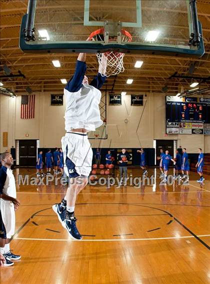 Thumbnail 3 in Conner vs. Lloyd Memorial (Lloyd Memorial Classic) photogallery.