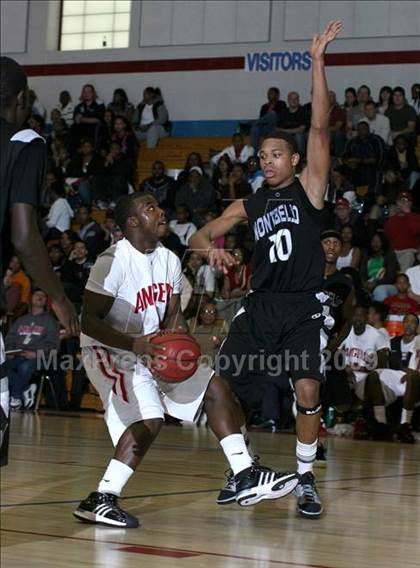 Thumbnail 2 in Montbello vs. Denver East photogallery.