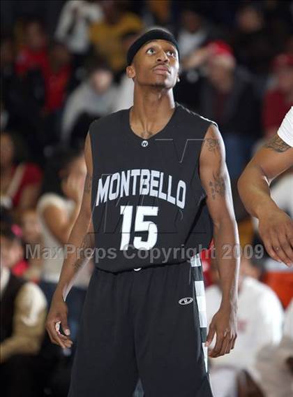 Thumbnail 3 in Montbello vs. Denver East photogallery.