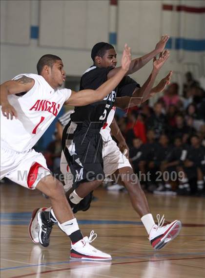 Thumbnail 1 in Montbello vs. Denver East photogallery.