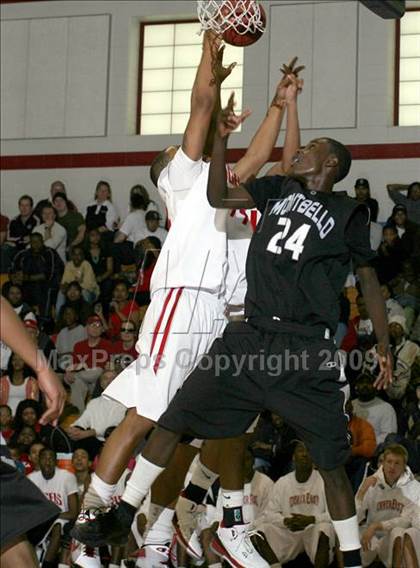 Thumbnail 2 in Montbello vs. Denver East photogallery.
