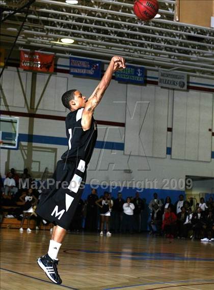Thumbnail 1 in Montbello vs. Denver East photogallery.