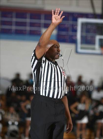 Thumbnail 2 in Montbello vs. Denver East photogallery.