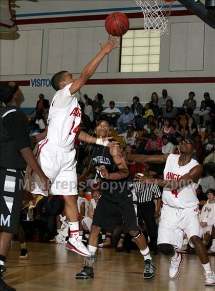 Thumbnail 2 in Montbello vs. Denver East photogallery.