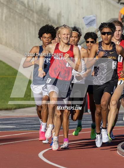 Thumbnail 2 in CIF State Championships (1600m Finals) photogallery.