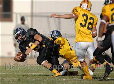 Thumbnail 2 in Army Strong Fiesta Bowl photogallery.