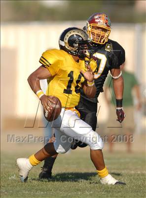 Thumbnail 2 in Army Strong Fiesta Bowl photogallery.