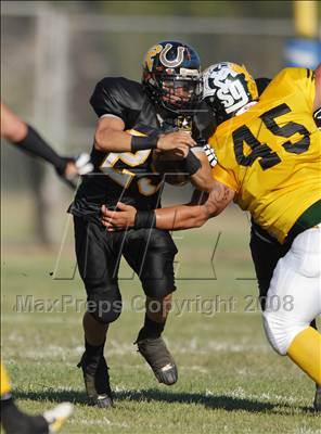 Thumbnail 2 in Army Strong Fiesta Bowl photogallery.