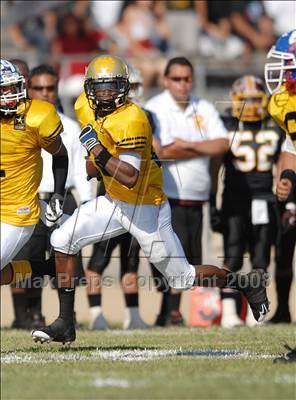 Thumbnail 3 in Army Strong Fiesta Bowl photogallery.