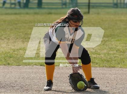 Thumbnail 3 in North Reading @ Amesbury photogallery.