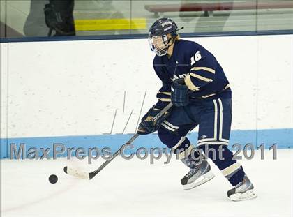 Thumbnail 3 in St. Mary's vs Central Catholic (MIAA Super 8 Play-in) photogallery.