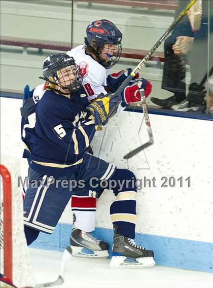 Thumbnail 3 in St. Mary's vs Central Catholic (MIAA Super 8 Play-in) photogallery.