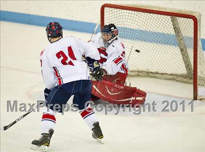 Thumbnail 1 in St. Mary's vs Central Catholic (MIAA Super 8 Play-in) photogallery.