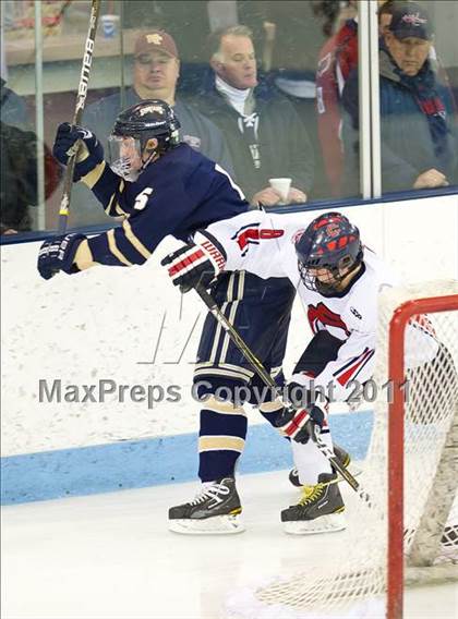 Thumbnail 3 in St. Mary's vs Central Catholic (MIAA Super 8 Play-in) photogallery.