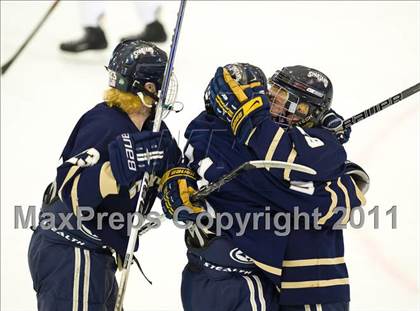 Thumbnail 1 in St. Mary's vs Central Catholic (MIAA Super 8 Play-in) photogallery.