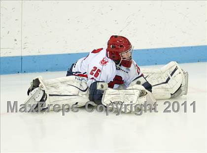Thumbnail 2 in St. Mary's vs Central Catholic (MIAA Super 8 Play-in) photogallery.