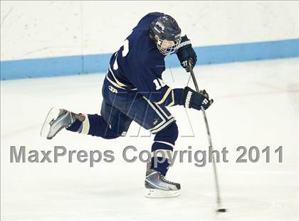 Thumbnail 1 in St. Mary's vs Central Catholic (MIAA Super 8 Play-in) photogallery.
