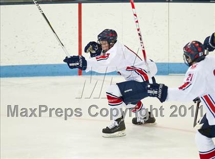 Thumbnail 1 in St. Mary's vs Central Catholic (MIAA Super 8 Play-in) photogallery.