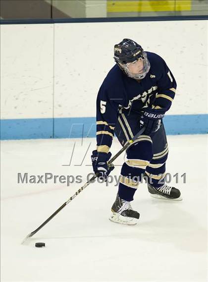 Thumbnail 3 in St. Mary's vs Central Catholic (MIAA Super 8 Play-in) photogallery.
