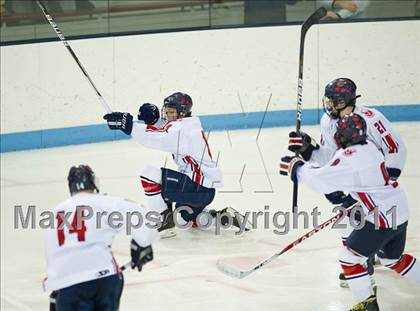 Thumbnail 3 in St. Mary's vs Central Catholic (MIAA Super 8 Play-in) photogallery.