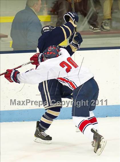 Thumbnail 1 in St. Mary's vs Central Catholic (MIAA Super 8 Play-in) photogallery.