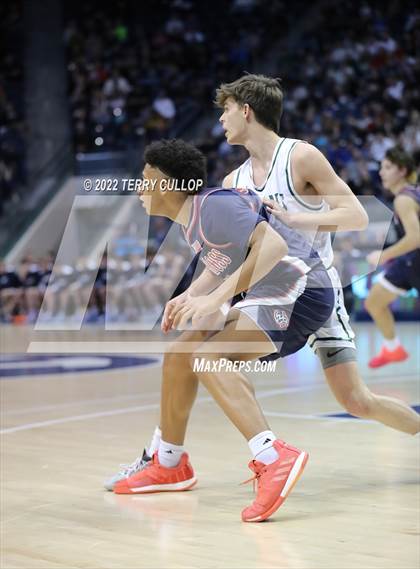 Thumbnail 3 in Woods Cross vs. Olympus (UHSAA 5A Final) photogallery.