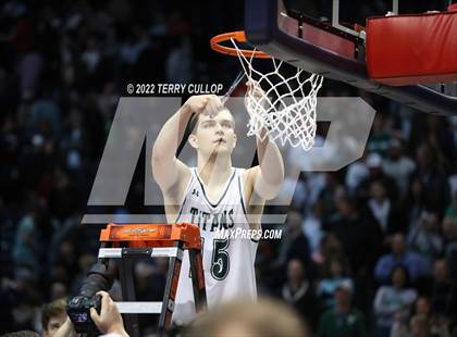 Thumbnail 2 in Woods Cross vs. Olympus (UHSAA 5A Final) photogallery.