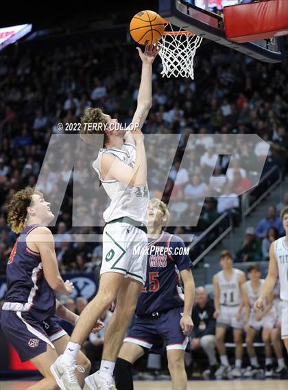 Thumbnail 3 in Woods Cross vs. Olympus (UHSAA 5A Final) photogallery.