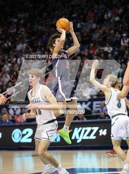 Thumbnail 2 in Woods Cross vs. Olympus (UHSAA 5A Final) photogallery.