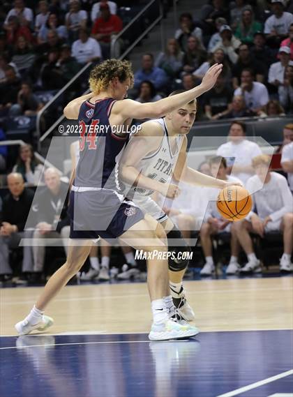 Thumbnail 3 in Woods Cross vs. Olympus (UHSAA 5A Final) photogallery.