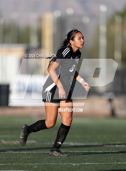 Thumbnail 3 in Buena vs Salpointe Catholic (Brandon Bean Soccer Tournament) photogallery.