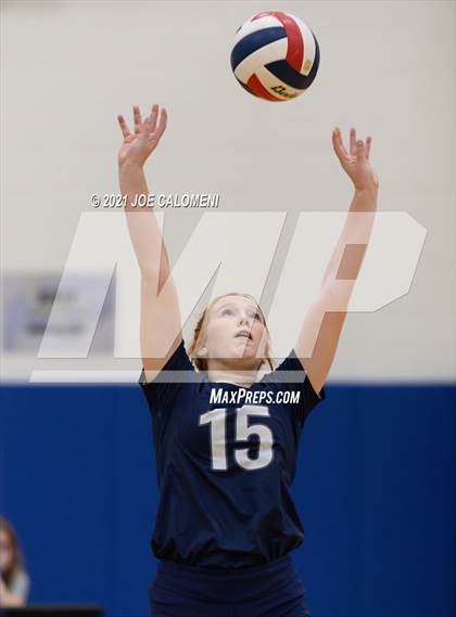 Thumbnail 3 in Smithson Valley @ Clemens photogallery.