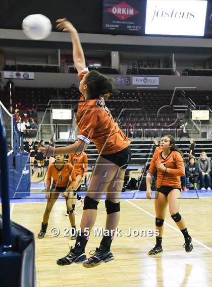 Thumbnail 3 in Desert Edge vs. Snowflake (AIA D3 Playoff) photogallery.