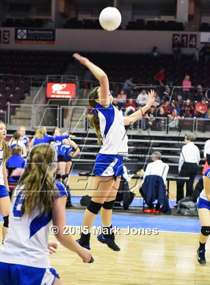 Thumbnail 3 in Desert Edge vs. Snowflake (AIA D3 Playoff) photogallery.