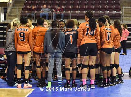 Thumbnail 2 in Desert Edge vs. Snowflake (AIA D3 Playoff) photogallery.