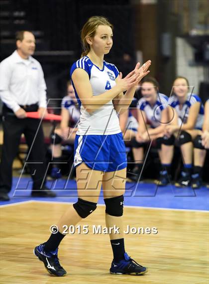 Thumbnail 2 in Desert Edge vs. Snowflake (AIA D3 Playoff) photogallery.