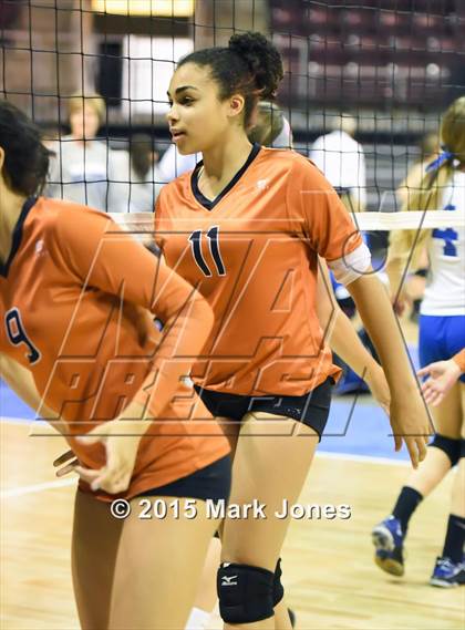 Thumbnail 1 in Desert Edge vs. Snowflake (AIA D3 Playoff) photogallery.