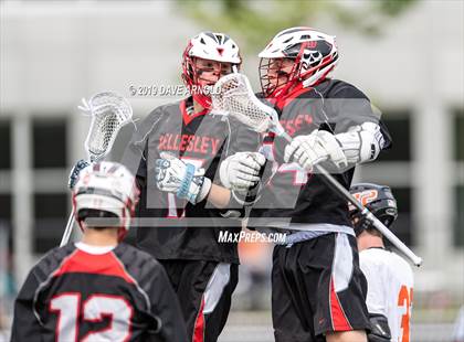 Thumbnail 3 in Wellesley @ Newton North (MIAA Division 1 South 1st Round) photogallery.