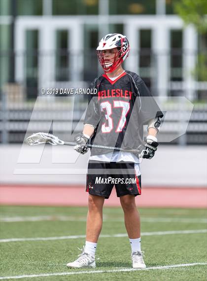 Thumbnail 3 in Wellesley @ Newton North (MIAA Division 1 South 1st Round) photogallery.